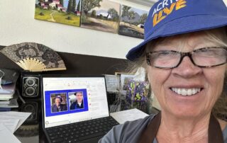 Acrylic Live attendee Terri Anne Thompson, sharing her #AcrylicLive selfie